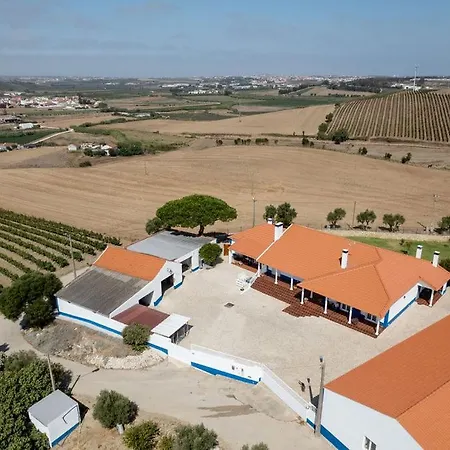 펜션 Whome Countryside Charm Near Wedding Venue W/ Bbq Patio 토레스베드라스