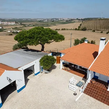 Whome Countryside Charm Near Wedding Venue W/ Bbq Patio 펜션 *